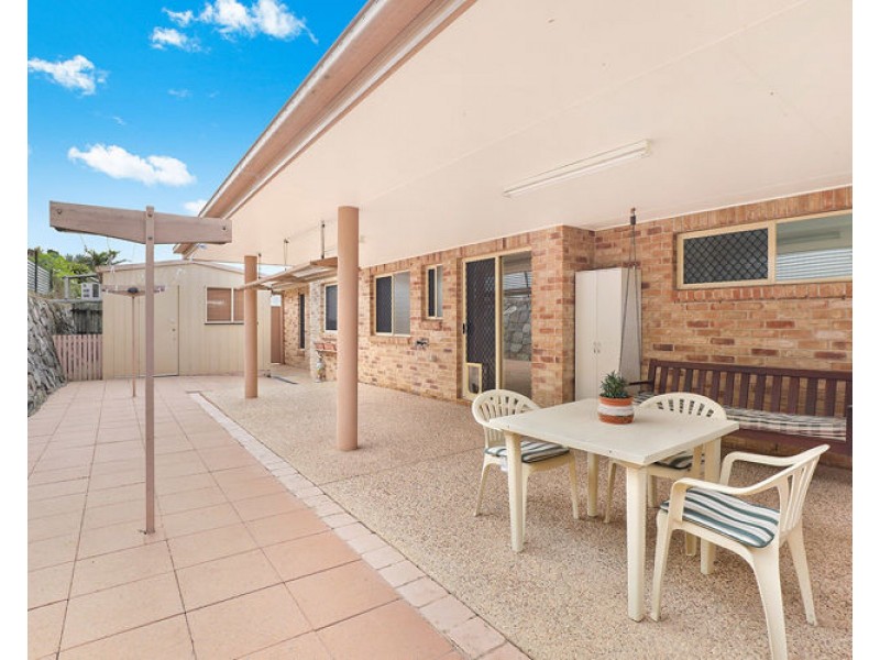 16 Albatross Avenue, Nambour QLD 4560