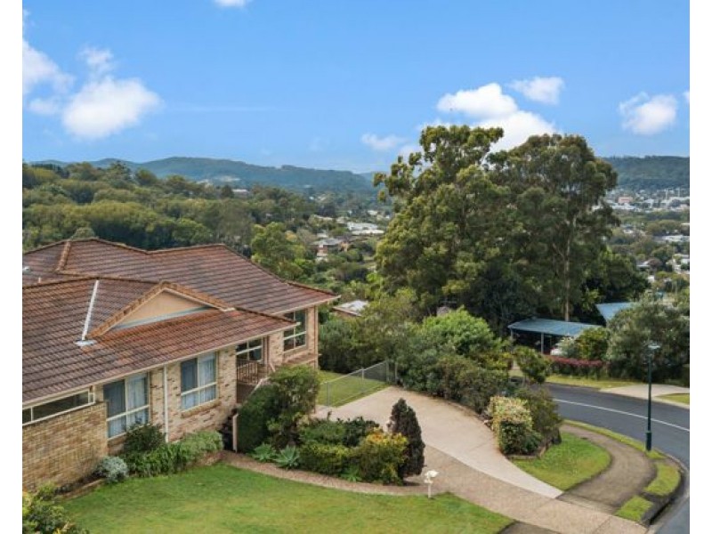 16 Albatross Avenue, Nambour QLD 4560