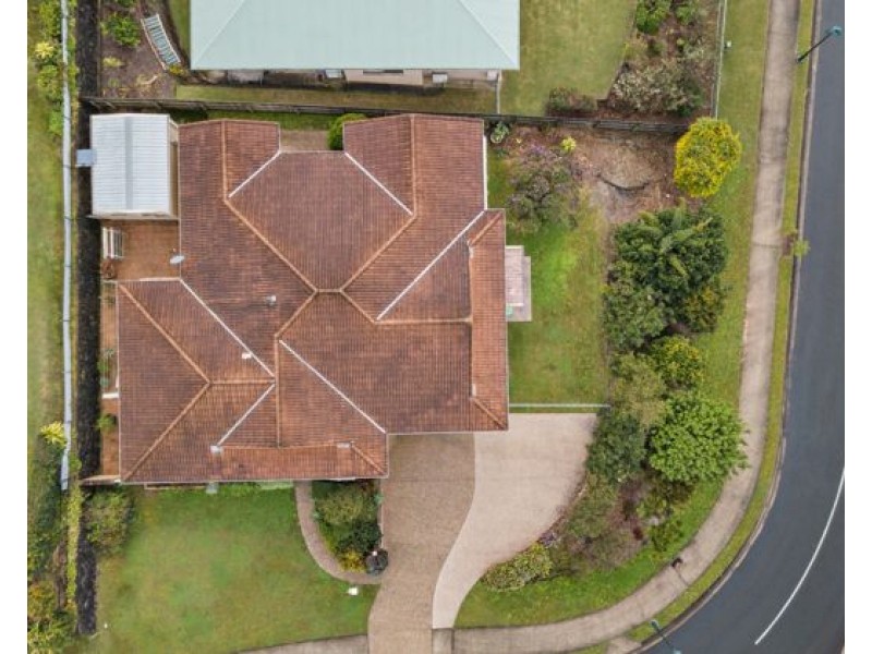 16 Albatross Avenue, Nambour QLD 4560