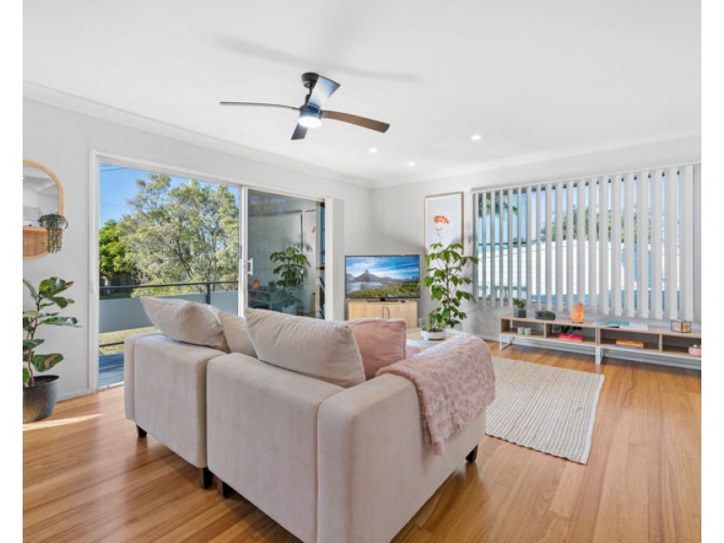 5 Crescent Drive, Nambour QLD 4560