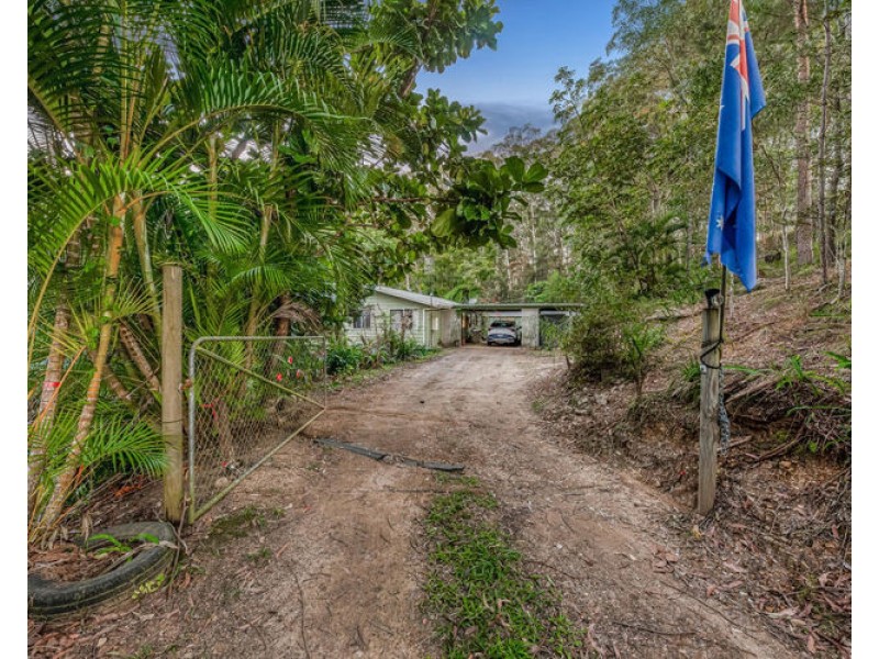 115 Rainforest Road, Tanawha QLD 4556