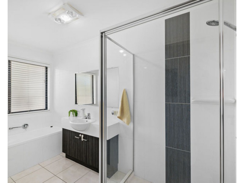 30 Ridge Court, Mooloolah Valley QLD 4553