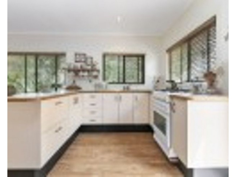 49 Spring Myrtle Avenue, Nambour QLD 4560