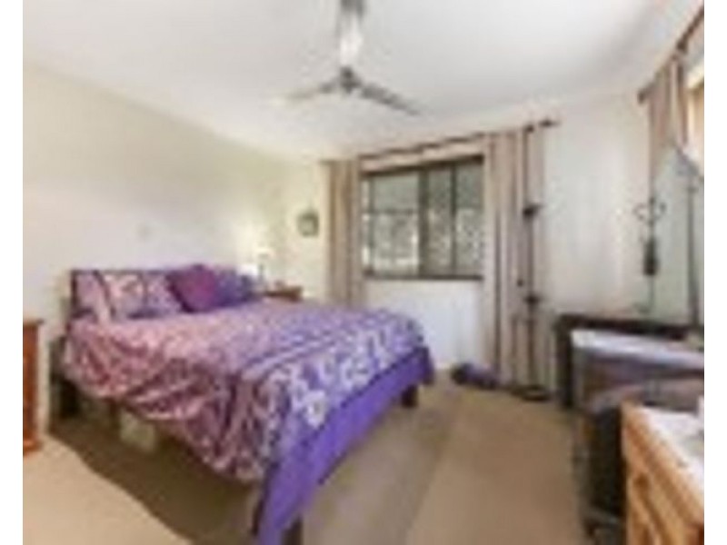 49 Spring Myrtle Avenue, Nambour QLD 4560