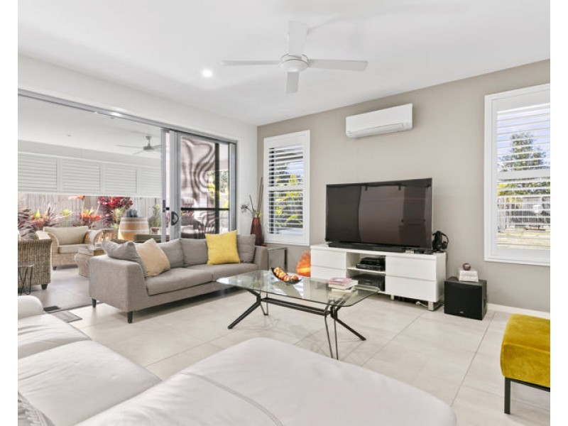 17 Maroochy Circuit, Yandina QLD 4561