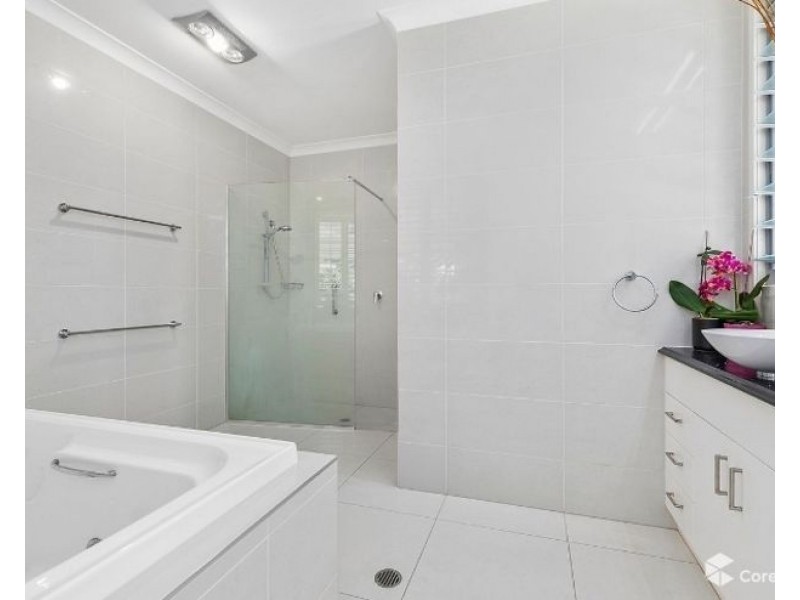 74 Edington Drive, Cooroibah QLD 4565