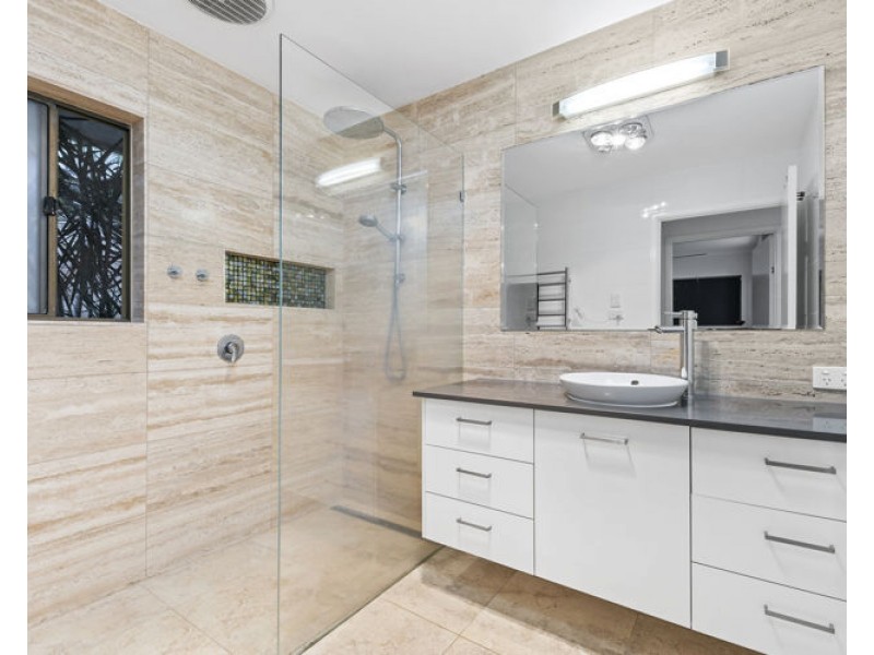 15 Avocado Crescent, Bli Bli QLD 4560
