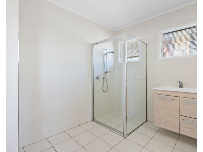 2 Nora Court, Burnside QLD 4560