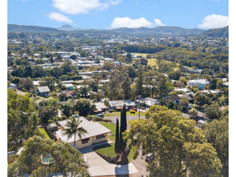 2 Nora Court, Burnside QLD 4560