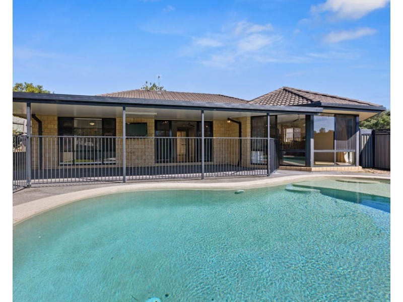 3 Potoroo Place, Burnside QLD 4560