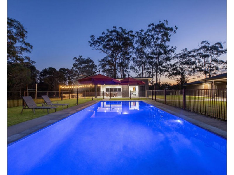 104 Devonstone Drive, Cooroibah QLD 4565