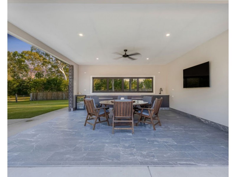 104 Devonstone Drive, Cooroibah QLD 4565