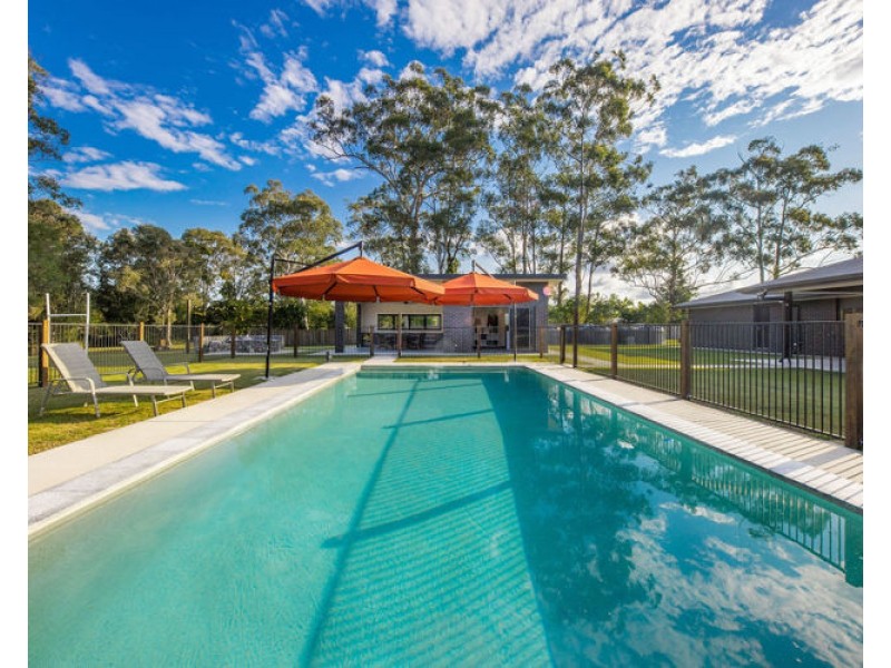 104 Devonstone Drive, Cooroibah QLD 4565