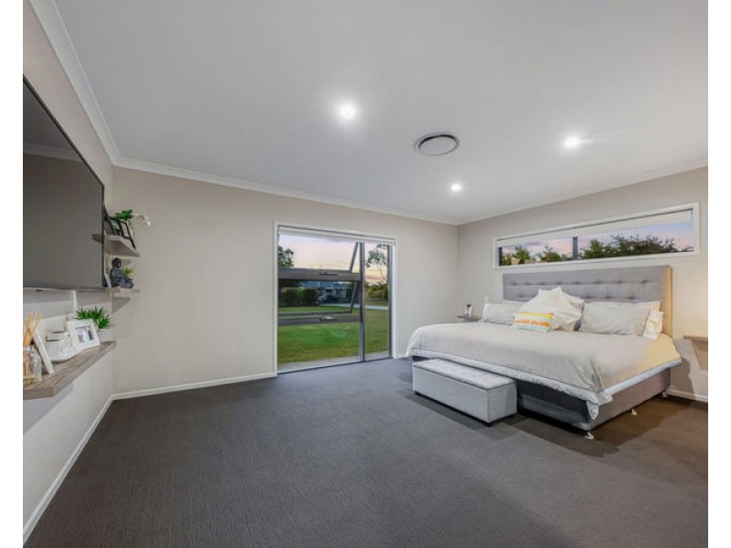 104 Devonstone Drive, Cooroibah QLD 4565