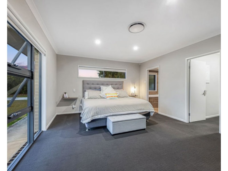 104 Devonstone Drive, Cooroibah QLD 4565