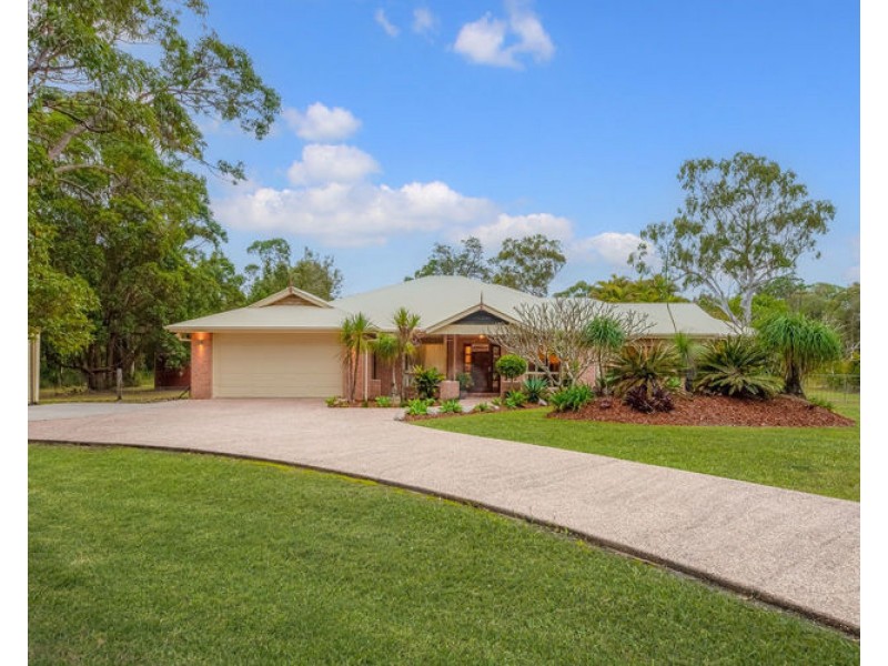 82 Edington Drive, Cooroibah QLD 4565