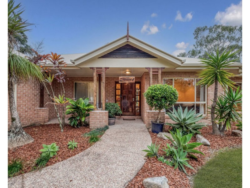 82 Edington Drive, Cooroibah QLD 4565