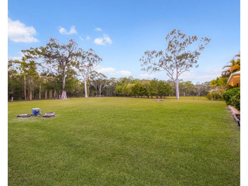 82 Edington Drive, Cooroibah QLD 4565