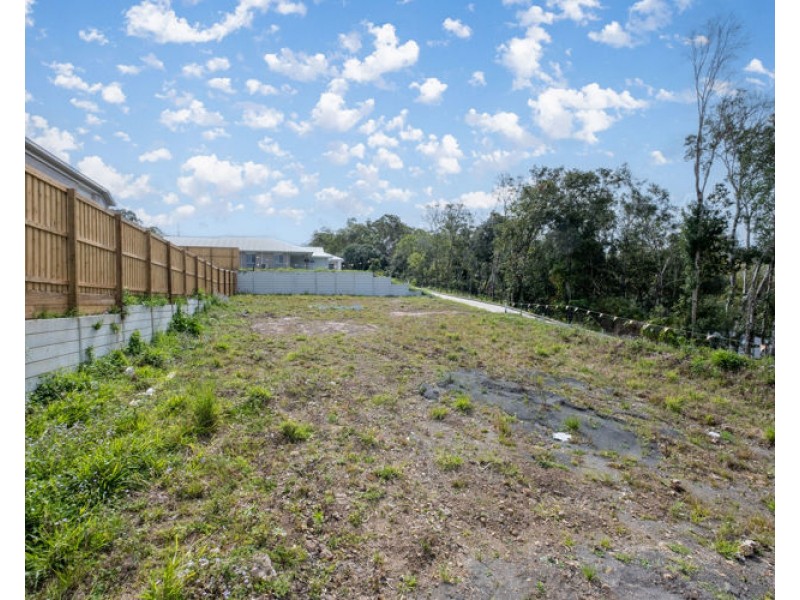 3 Samwell Place, Nambour QLD 4560