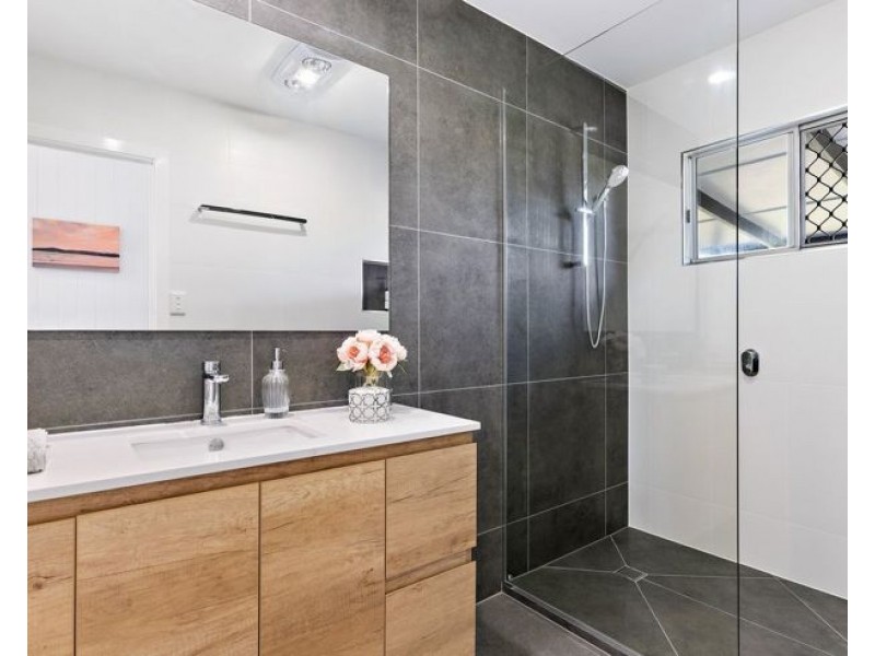70 Cobbs Road, Woombye QLD 4559