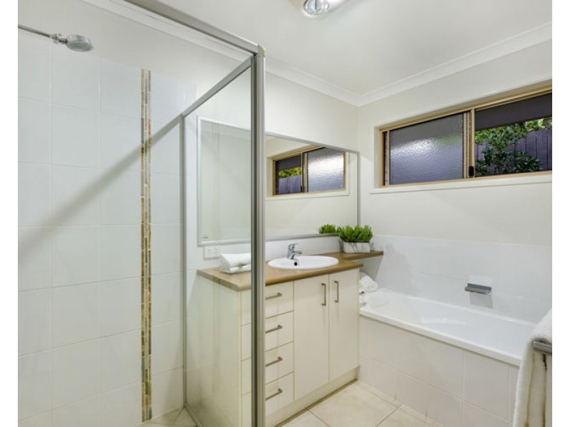 7 Killarney Crescent, Nambour QLD 4560