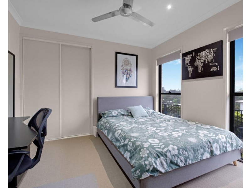 13 Heslop Place, Burnside QLD 4560