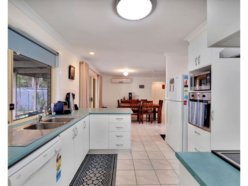 10 Fernlea Street, Burnside QLD 4560