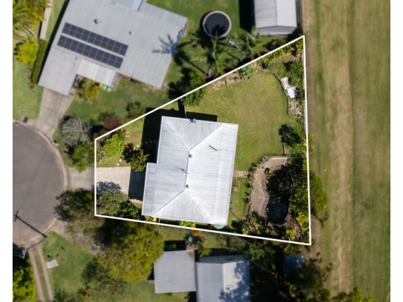 7 Carroo Court, Coes Creek QLD 4560