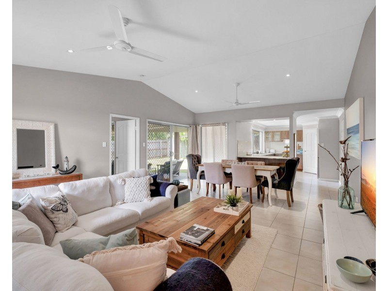 5 Hovea Place, Tewantin QLD 4565