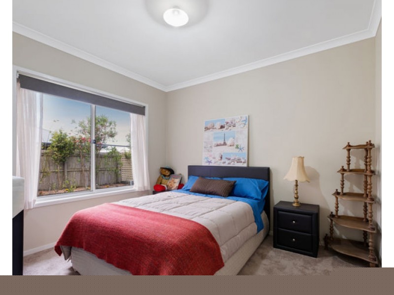 18 Retreat Crescent, Yandina QLD 4561