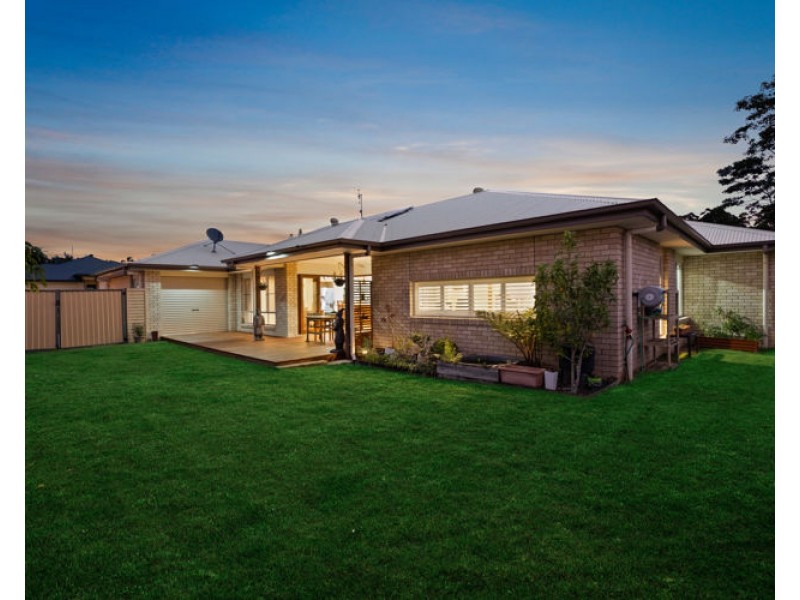 18 Retreat Crescent, Yandina QLD 4561