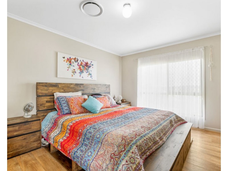 9 Tramline Rise, Burnside QLD 4560