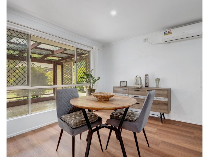 2/1 Parkvista Court, Burnside QLD 4560