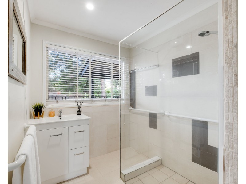 10 Mundoo Street, Coes Creek QLD 4560