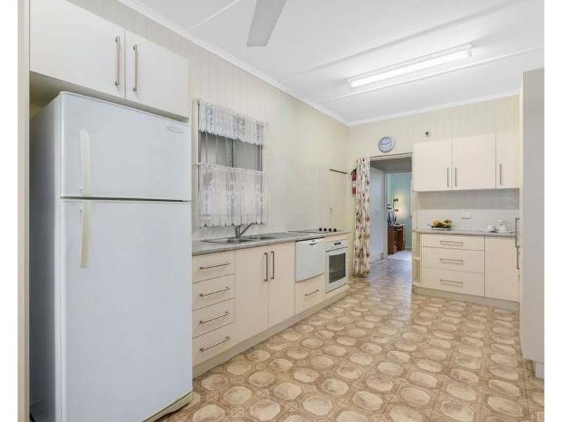 3 Eric Street, Nambour QLD 4560