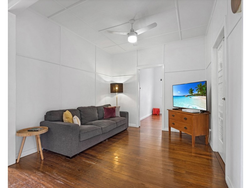 98 Perwillowen Road, Burnside QLD 4560