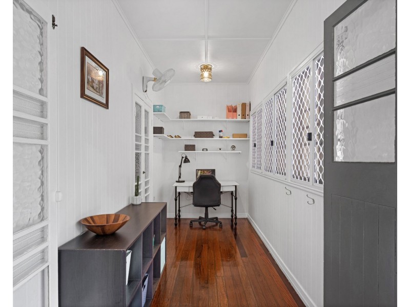 98 Perwillowen Road, Burnside QLD 4560