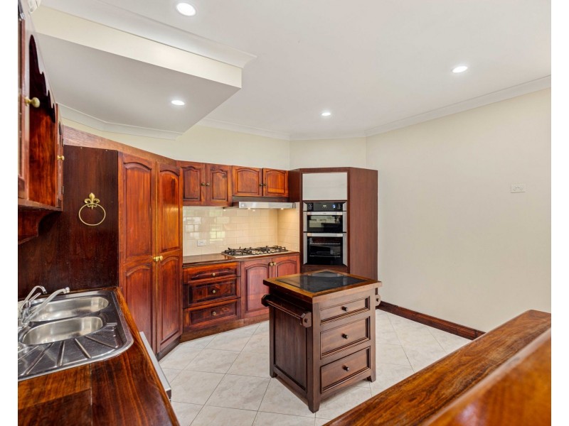 16 Gallaghers Road, Tanawha QLD 4556