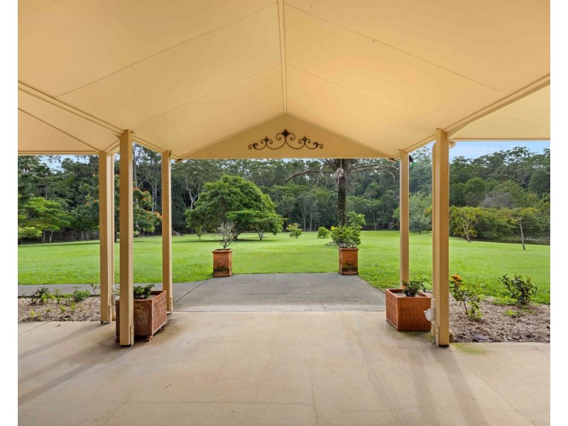 16 Gallaghers Road, Tanawha QLD 4556