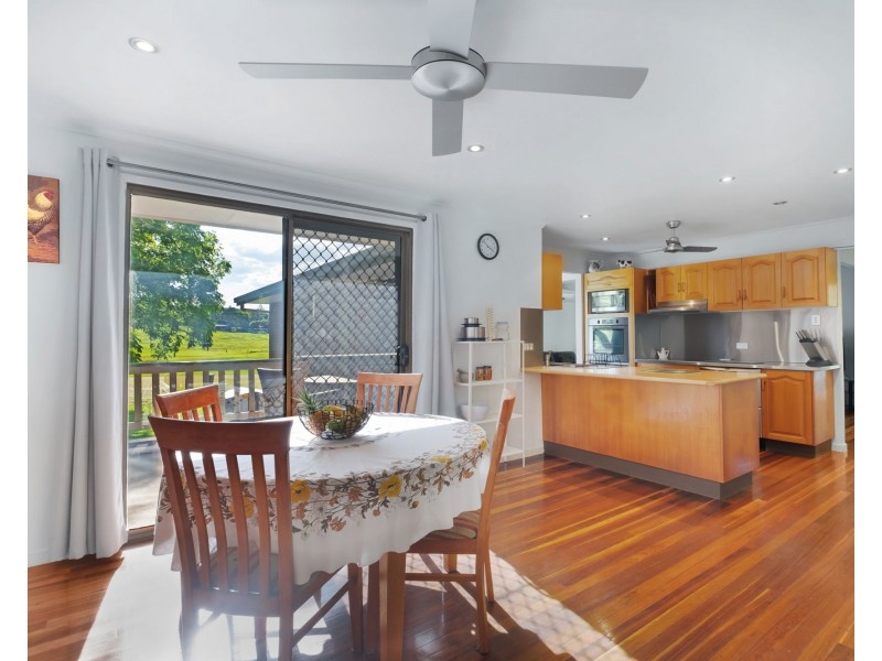 96 Jubilee Road, Carters Ridge QLD 4563