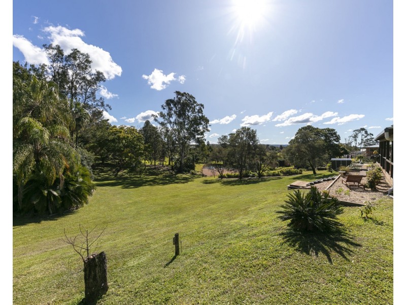 20-22 Angus Crescent, Kureelpa QLD 4560