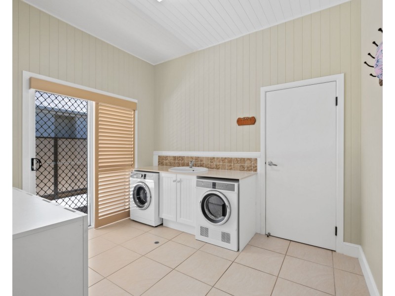 16 Flame Tree Court, Palmwoods QLD 4555