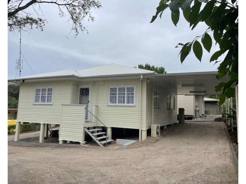 6a Hill Street, Nambour QLD 4560