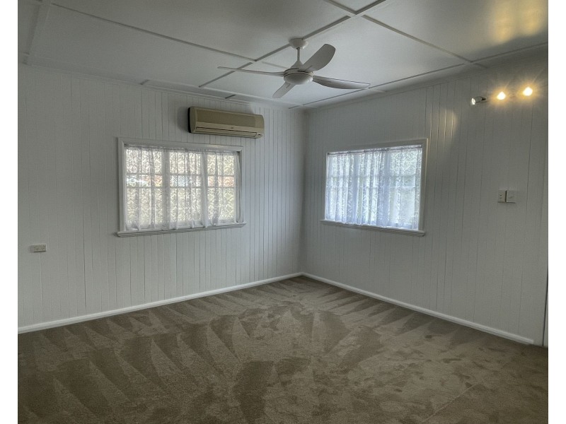 6a Hill Street, Nambour QLD 4560