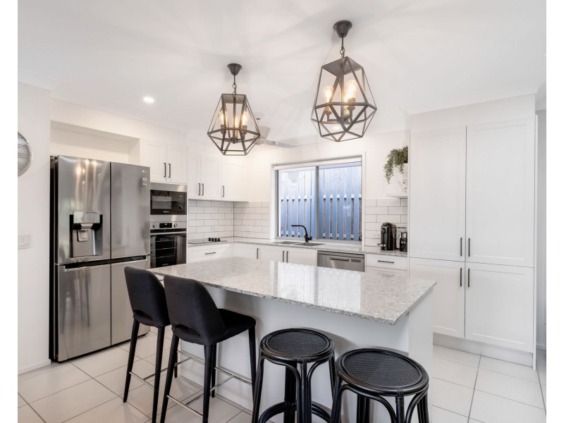 24/15 Dunes Court, Peregian Springs QLD 4573