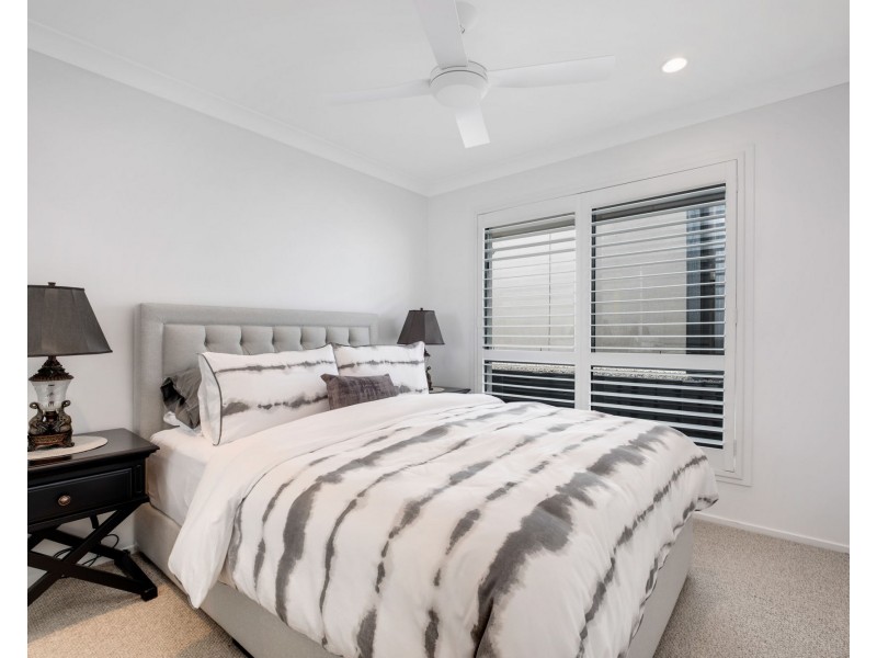24/15 Dunes Court, Peregian Springs QLD 4573