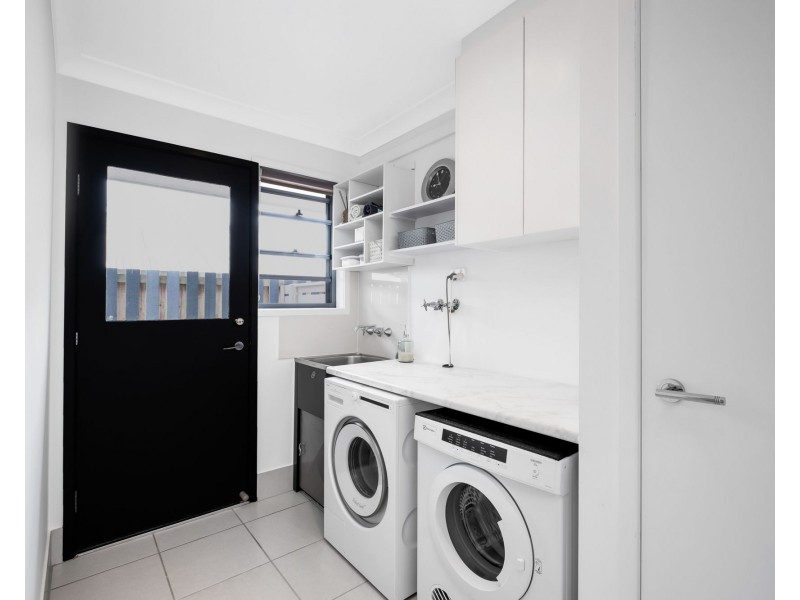 24/15 Dunes Court, Peregian Springs QLD 4573