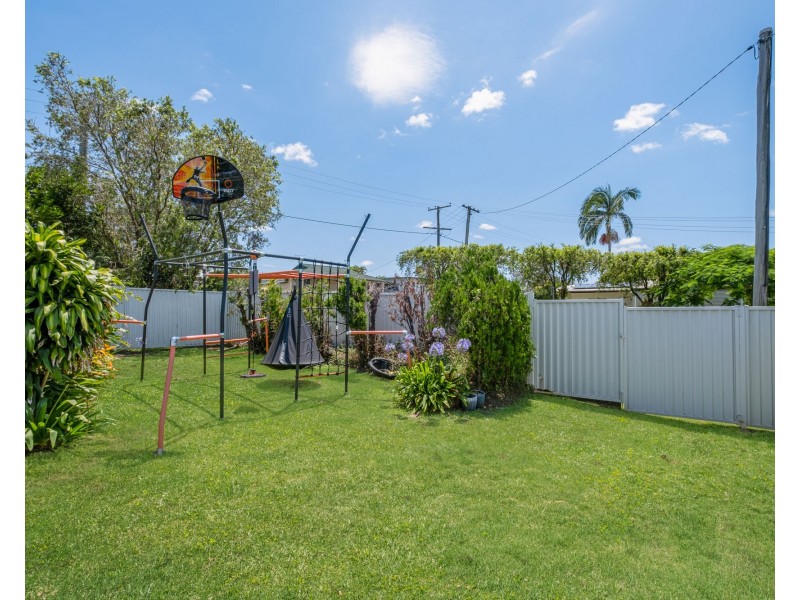 1 Norman Avenue, Nambour QLD 4560
