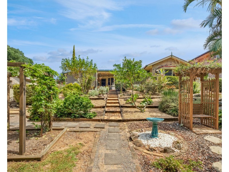 20 Klinain Street, Coes Creek QLD 4560