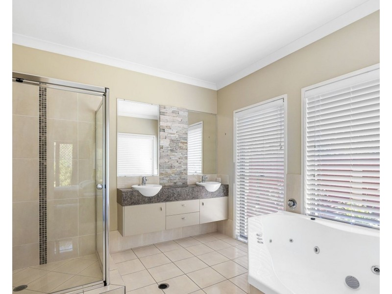 20 Rimmel Place, Palmwoods QLD 4555